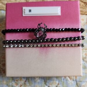 Elegant Black and Silver Bracelet Set